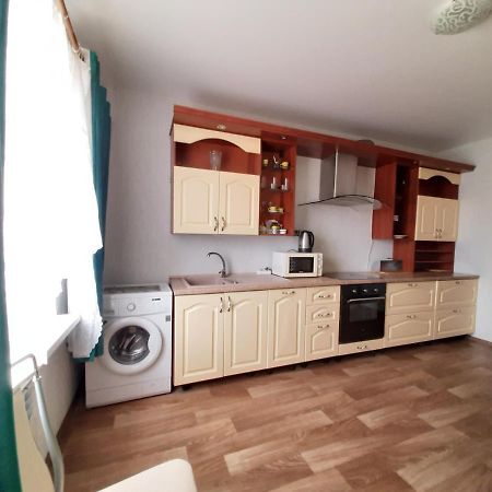 1 Комнатная На Позняках Apartment Kiev Exterior foto
